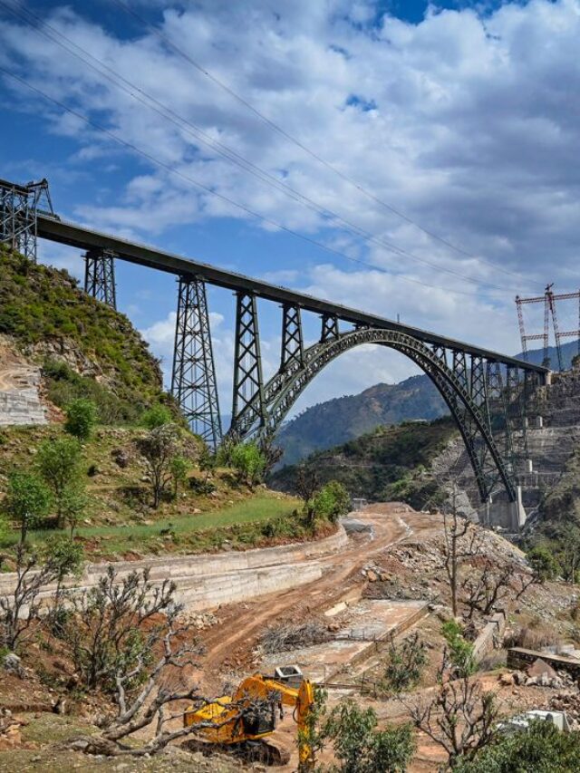 Meet Dr. G. Madhavi Latha, a dedicated professor from IISc Bengaluru, who spent 17 years working on the world’s tallest railway bridge—the Chenab Bridge.