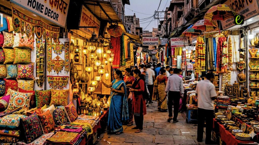 14 Affordable Home Decor Items Under ₹1000 to Buy Online in India 30 What Should an Indian Buyer Look for When Shopping Home Decor Online?